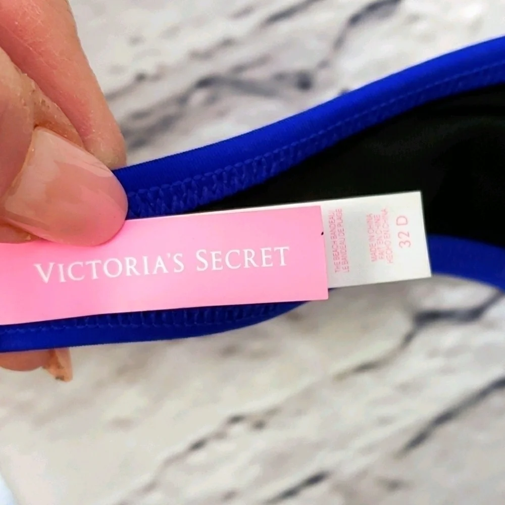 Victorias Secret Bikini Top Push Up 32D Like New!